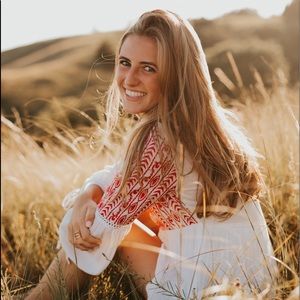 HI POSHERS - - HAPPY SHOPPING